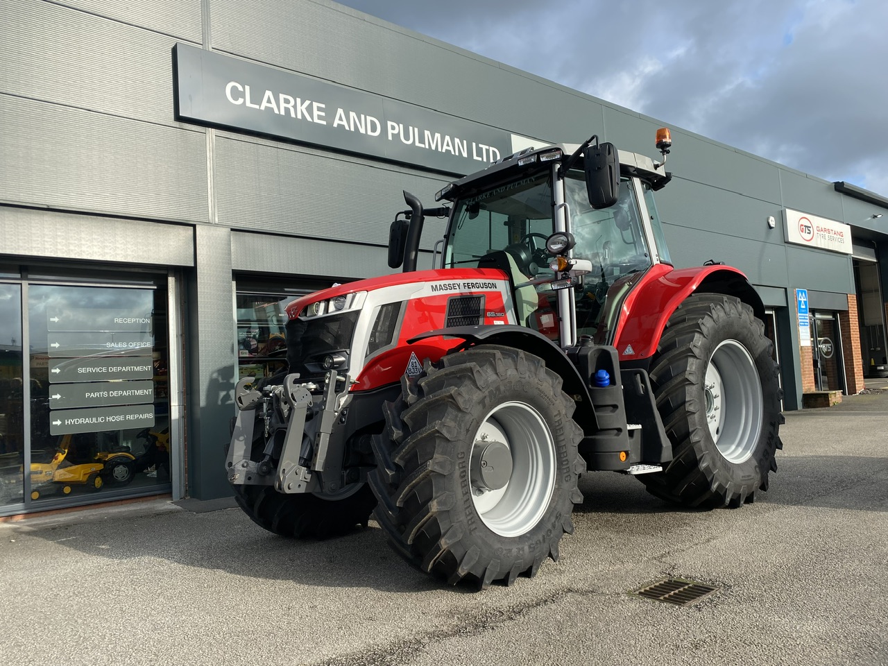 Ex-Demo Massey Ferguson 6S.180 Dyna-6 Exclusive – Clarke & Pulman